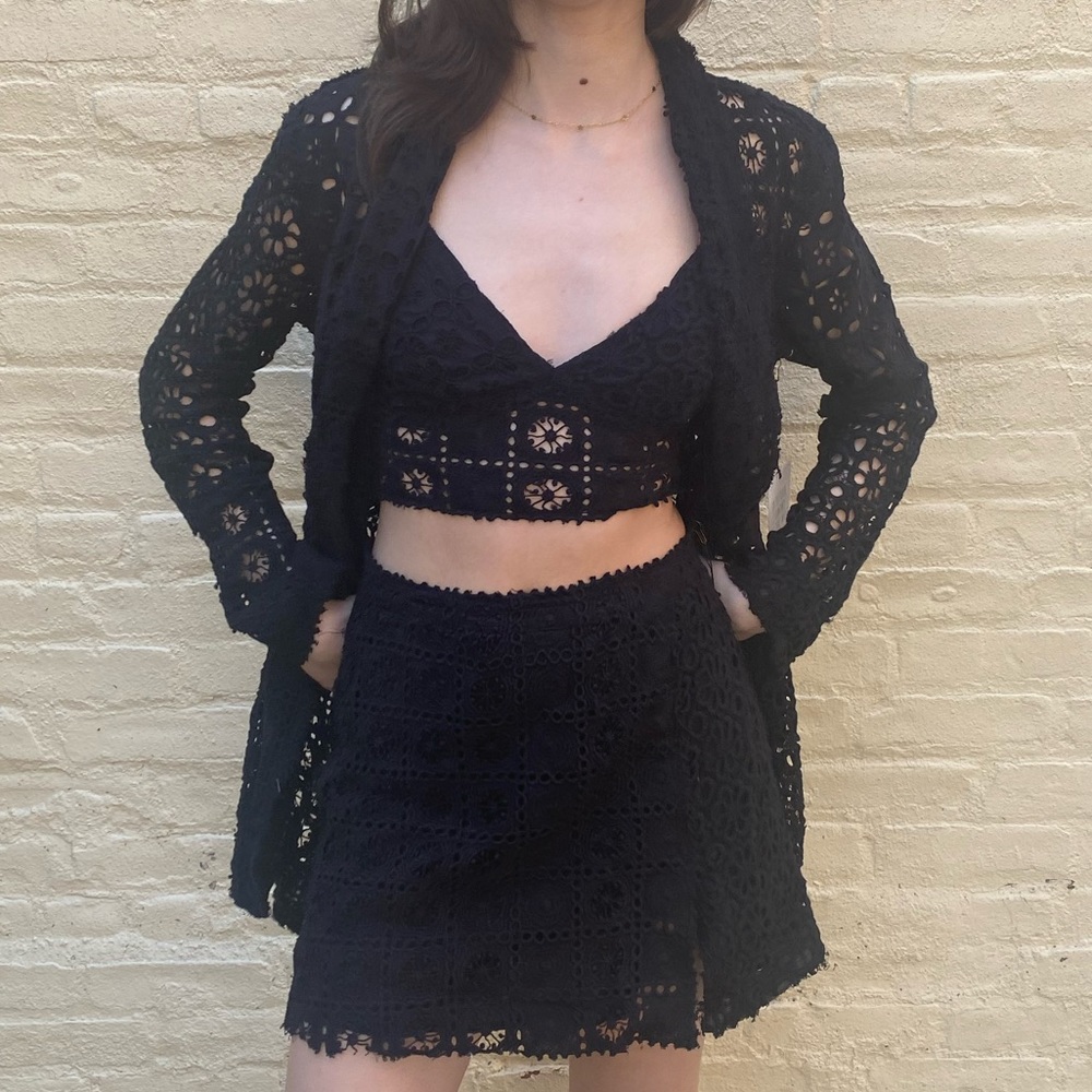 FREE PEOPLE ONE - Yesenia Eyelet 3 Piece Suit - size 0 - NWOT